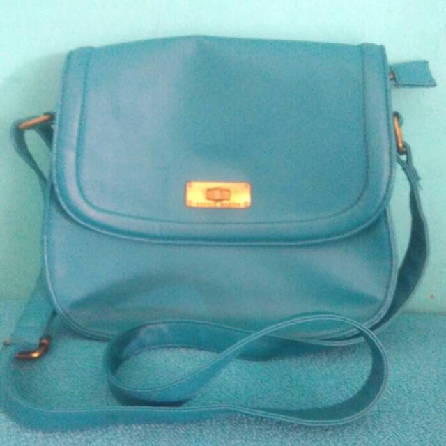 preloved sophie martin sling bag