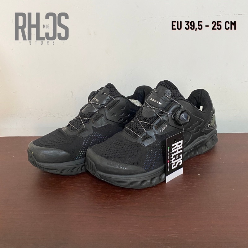 Sepatu Outdoor Black Yak Second