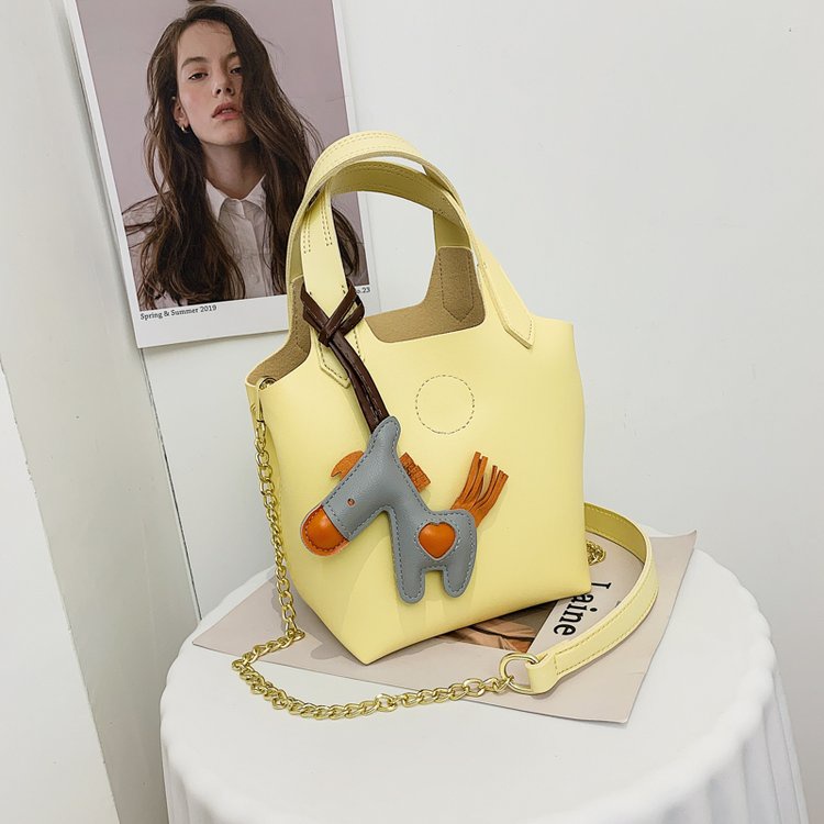 ( 2PC 1KG ) GTBI998878950 New Arrival  !!!  Tas Selempang Wanita Import  Premium Terbaru+ASESORIS