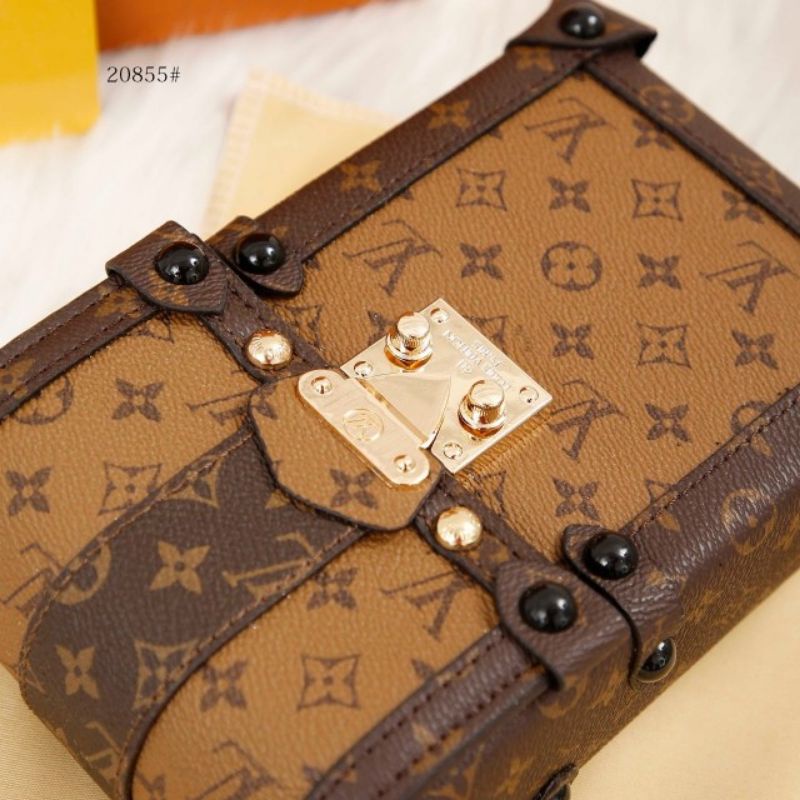 BAG Vertical Trunk Pochette 20855