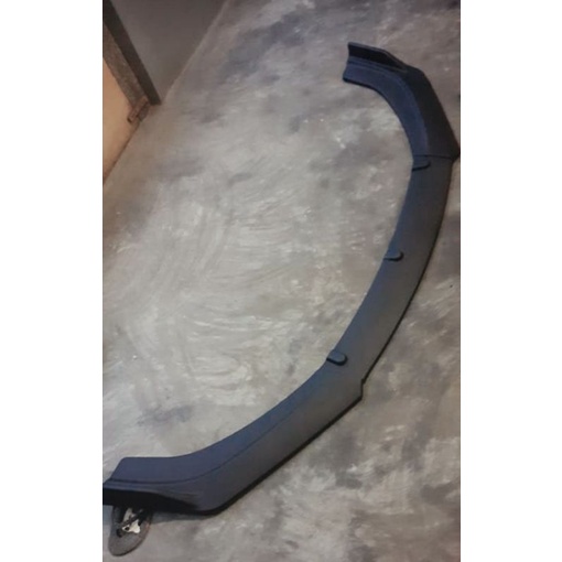 Lips/Winglet bemper untuk mobil vios dan sedan lainya