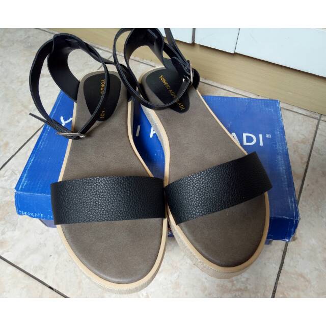Sandal/Sepatu 50k