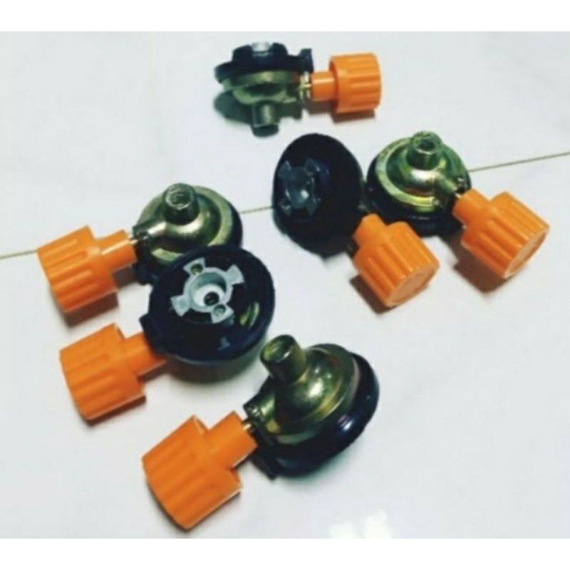 Kran untuk refil isi ulang gas kaleng portable