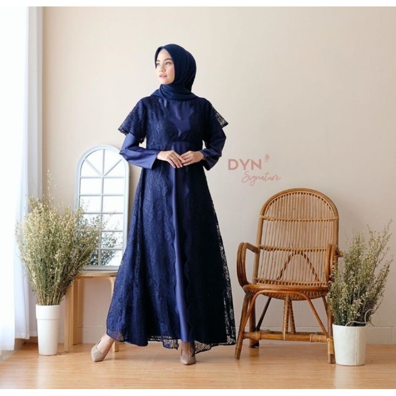 DYN CLOTINGLINE ZAHIRA SIGNATURE