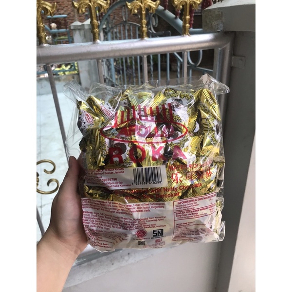 APOLLO ROKA ISI 50 PCS | APOLLO ROKA COKLAT | APOLLO ROKA WAFER CHOCOLATE ECERAN SNACKY MEDAN