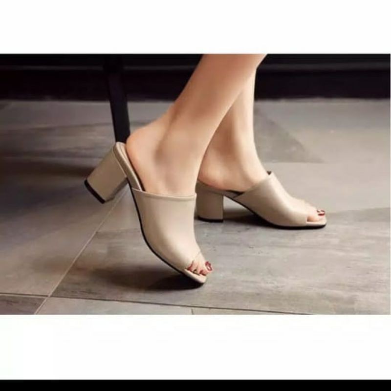 heels sandal wanita md07