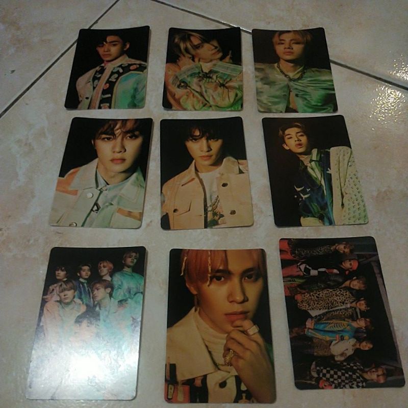 PC STICKER WAYV KICK BACK