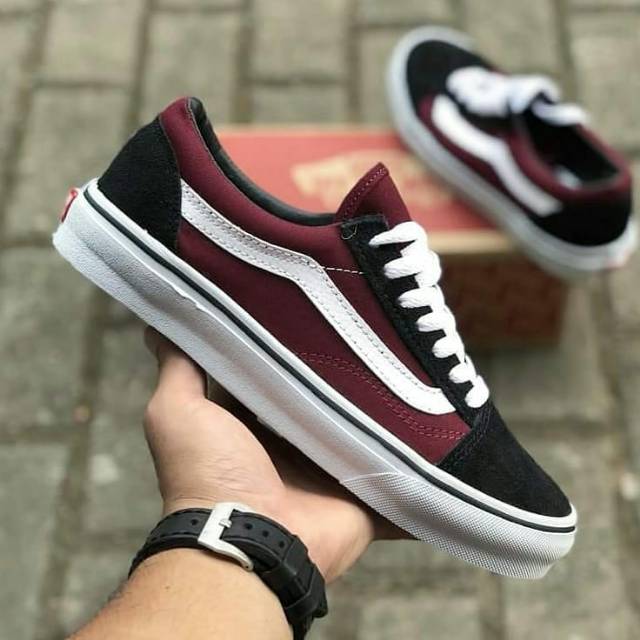 SEPATU43 VANS AUTHENTIC FULL BLACK HITAM POLOS WHITE PUTIH OLDSKOOL ERA SK8 PREMIUM BNIB ICC IFC DT