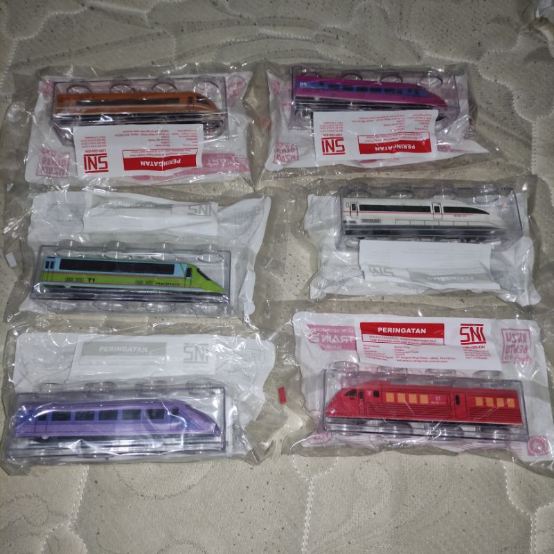 Shinkansen Bullet Train 2 - Speed and Fun Tastic Adventure - Hokben Kidzu Bento - Set Isi 6 Figure