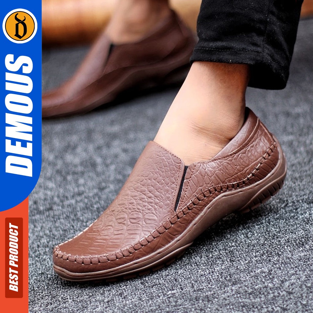 DEMOUS Crocz - Sepatu Slip On Pria Casual Kulit Asli