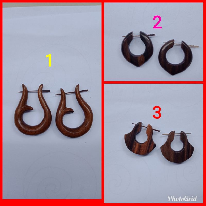 anting kayu sono tiga motif