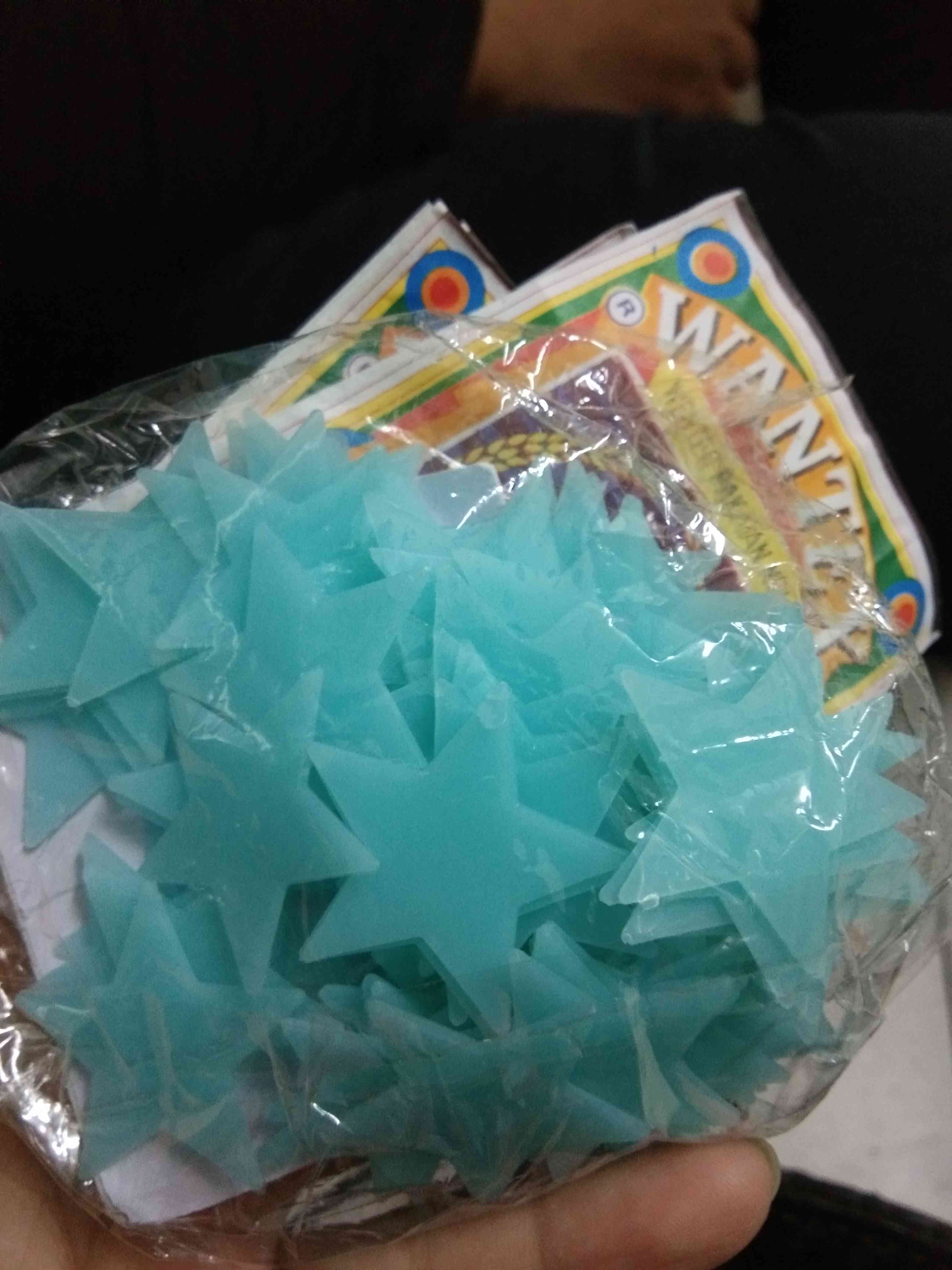 Stiker Glow In The Dark Model Bintang Isi 100pcs