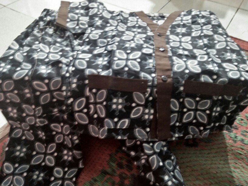 Batik Piama Anak Usia 0.1-5th  Motif Dan Warna Rondom Tidak Pilih