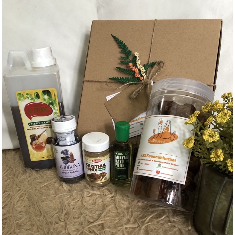 

Hampers Herbal Isoman