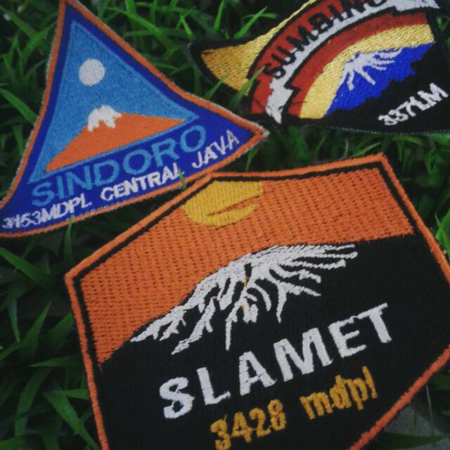 Dejavu Emblem Bordir Pendaki Gunung Slamet Sindoro Sumbing