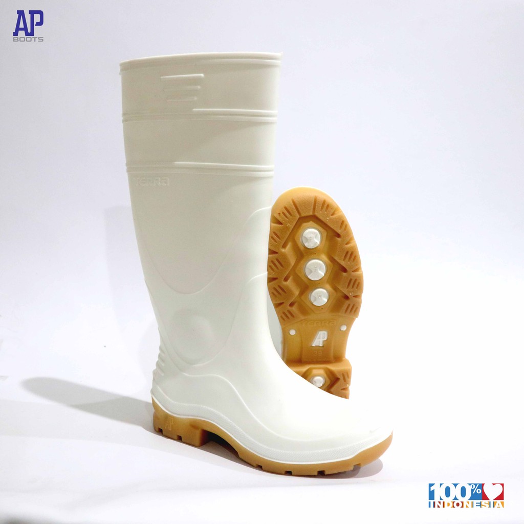 white safety boots