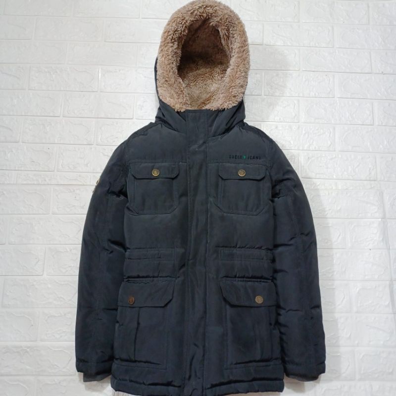 jaket bulang  guess
