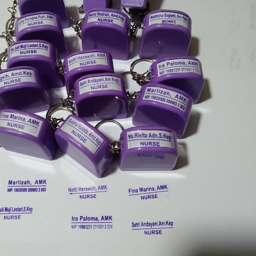

HOT SALE|SQ17|STEMPEL NAMA DOKTER, BIDAN, APOTEKER, JABATAN, NOMOR HP. NIP, SIP, UKURAN 30X10MM