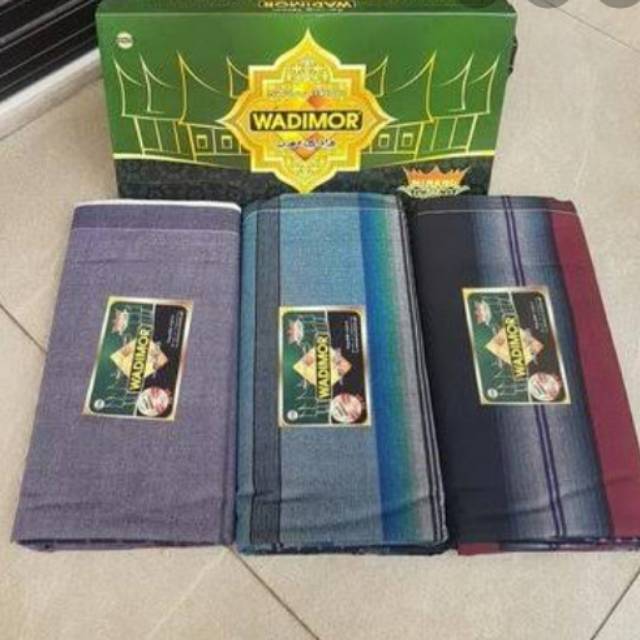 Sarung Wadimor Minang Motif