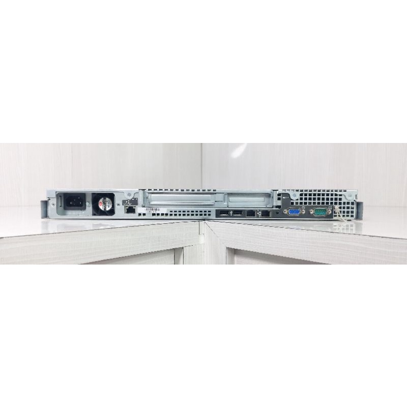 Server Ibm x3250 M2 Xeon X3330 x1 Ram 4gb Hdd(146Gb×2)