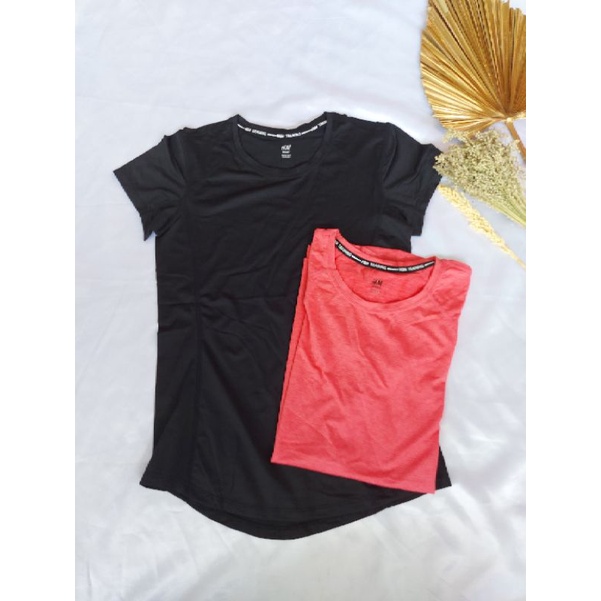 H*M SPORT DRY FIT WOMEN TEE/KAOS SPORT/JOGGING