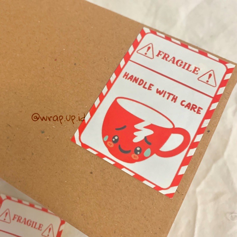

FRAGILE STICKER AWAS PECAH 1 pak isi 5 hati hati rawan pecah