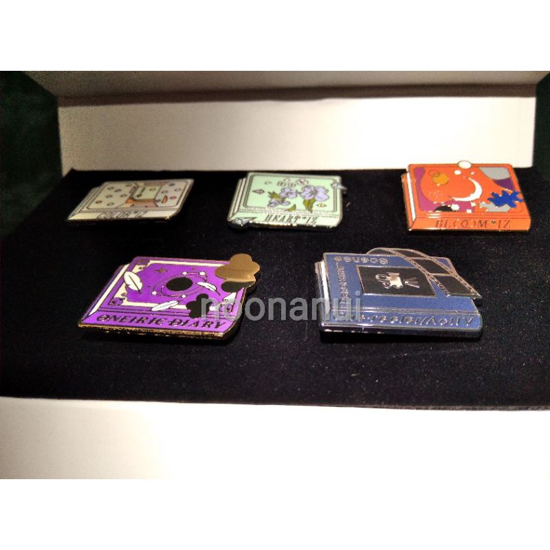 [BOOKED] IZONE MD OTS ALBUM BADGE MERCHANDISE ONE THE STORY