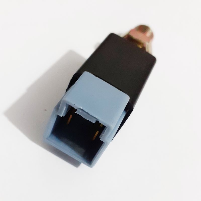 Switch rem Isuzu Panther