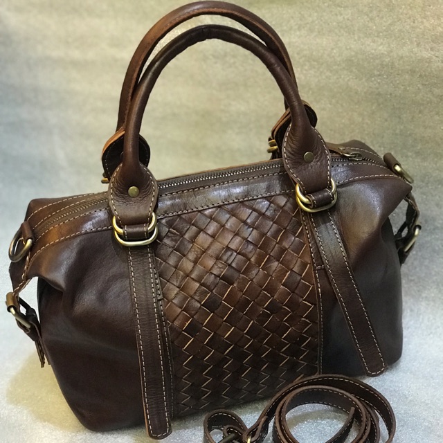 tas anyam asli kulit