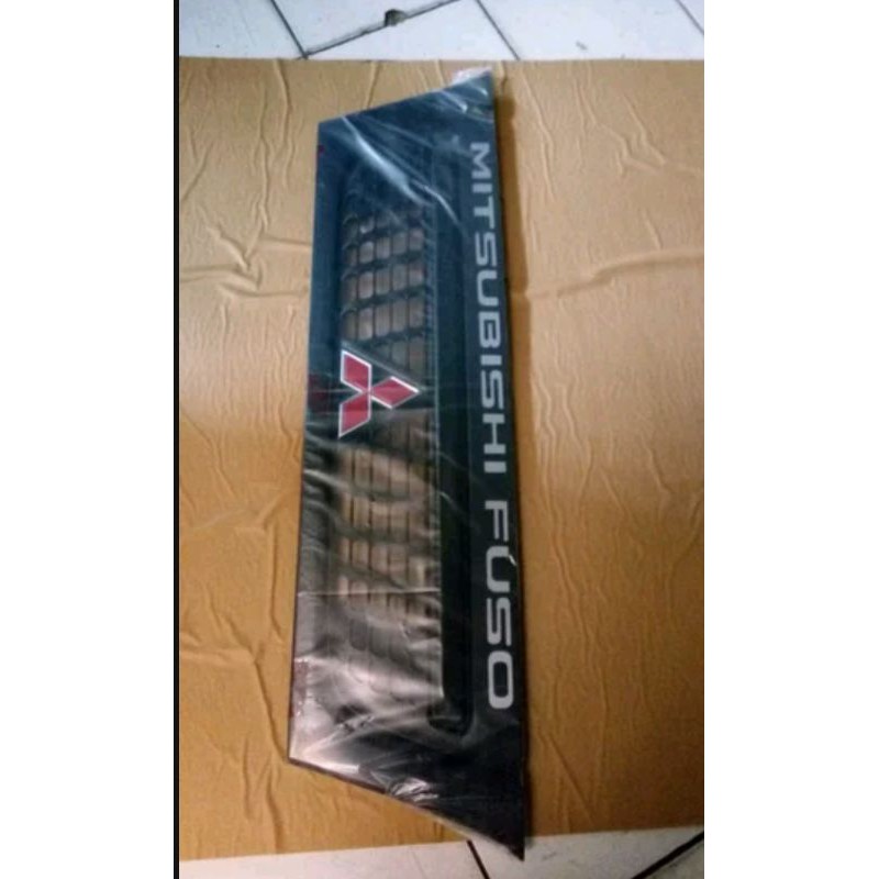 rambang gril depan Mitsubisi canter turbo lama