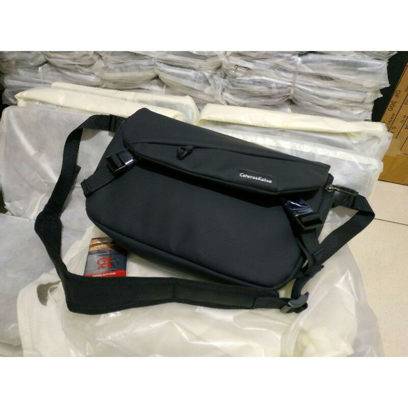 Tas Selempang Pria Anti Air / sling Bag Pria /Tas selempang pria keren LABBIO A02 Warna hitam