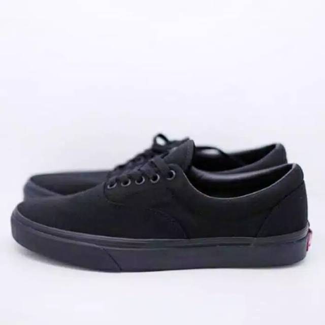 Sepatu vans fulblck