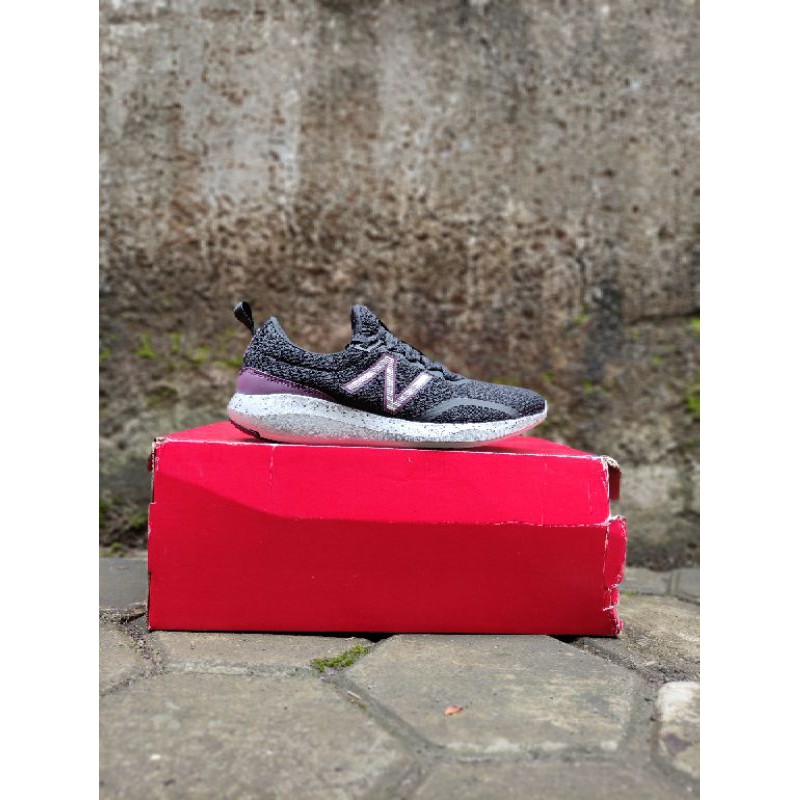 New Balance Fresh Foam Coast Cewek
