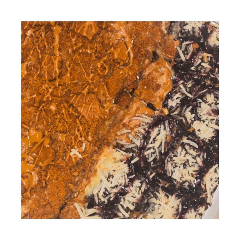 

BROWNIES MIX CHEESY LOTUS X BLUEBERRY