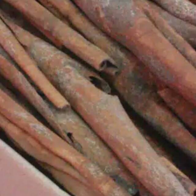 

Kayu manis kering 58.000 / 1kg TERMURAH!!!