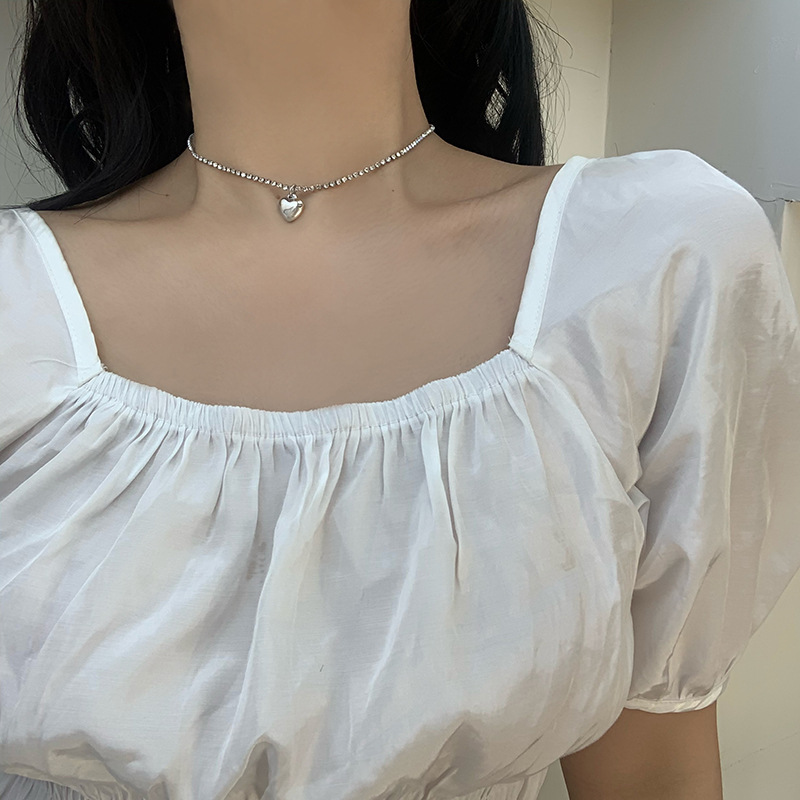 Kalung Rantai Choker Klavikula Hias Liontin Hati Berlian Gaya Korea Untuk Wanita