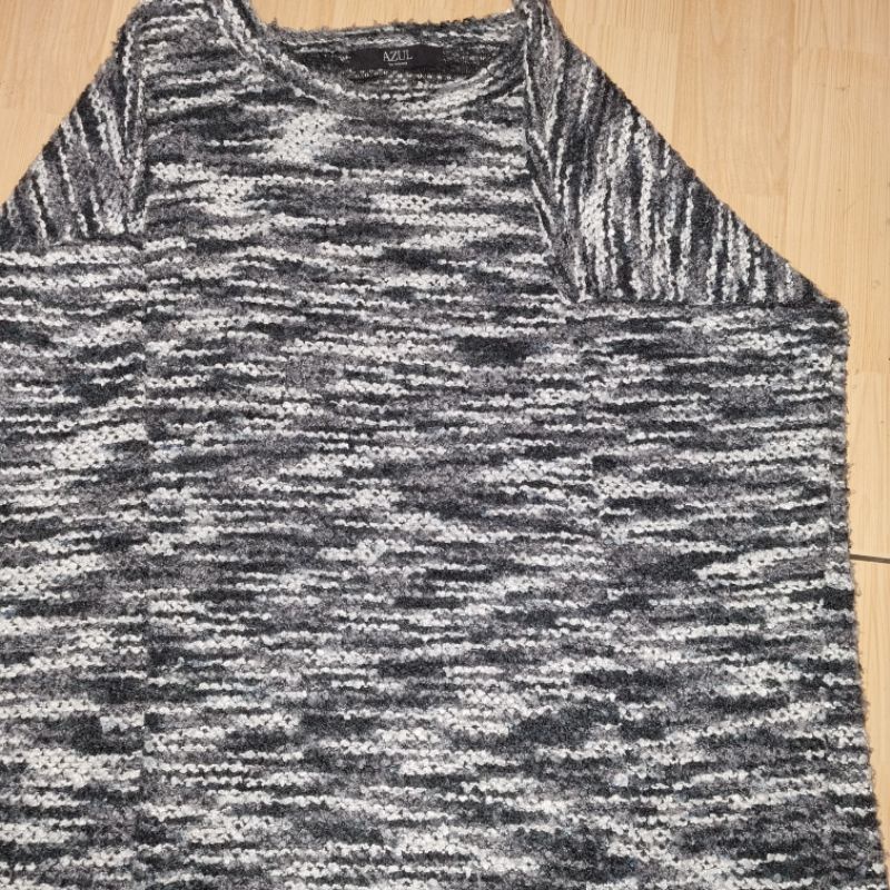 sweater rajut motif azul