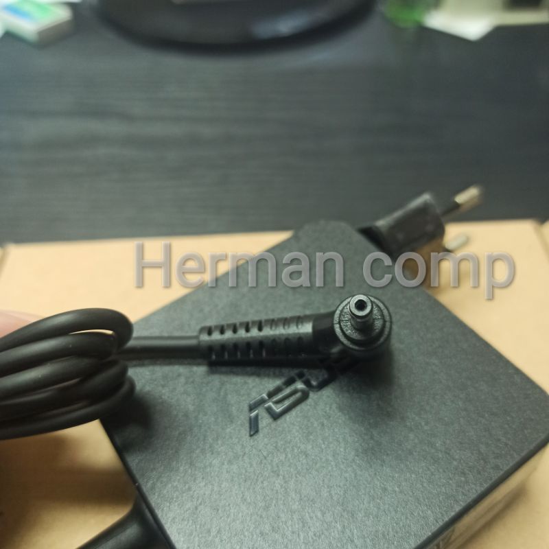 Original Adaptor/Charger Asus ADP-65DW A, ADP-65DW C, ADP-65DW Z 19V 3.42A DC 4.0*1.35MM