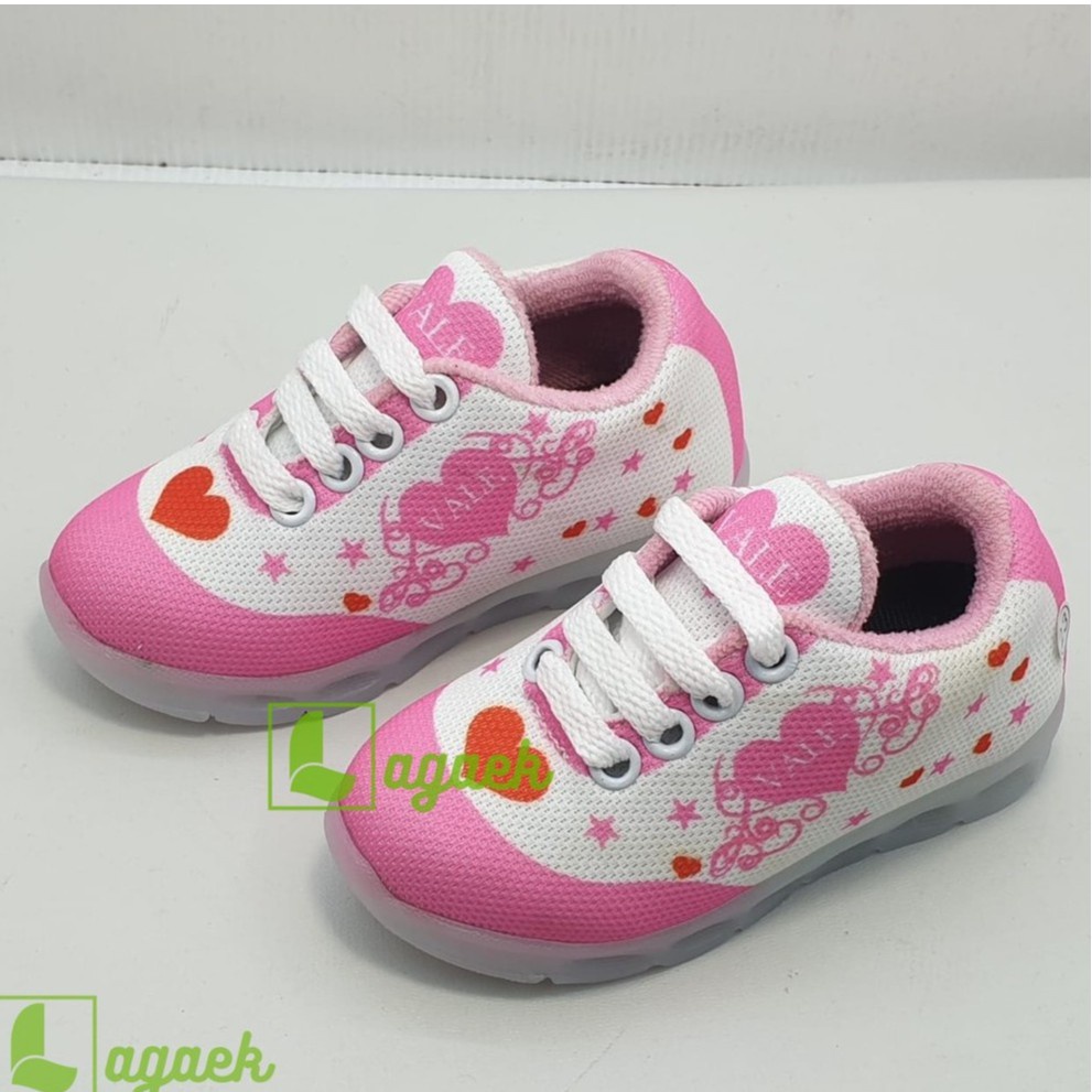 Sepatu Anak Perempuan Sneakers Motif Love Kondisi Minus Dikit Layak Pakai Harga Miring [SEPATU REJECT]