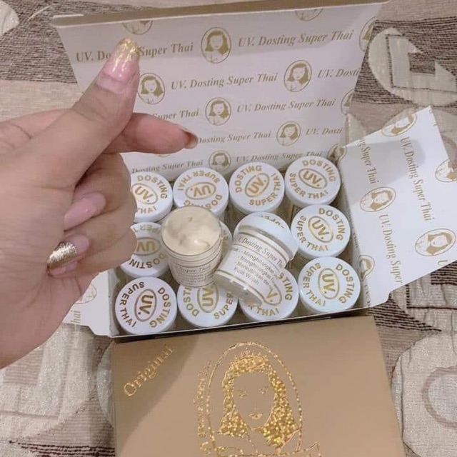 Cream dosting super Thai