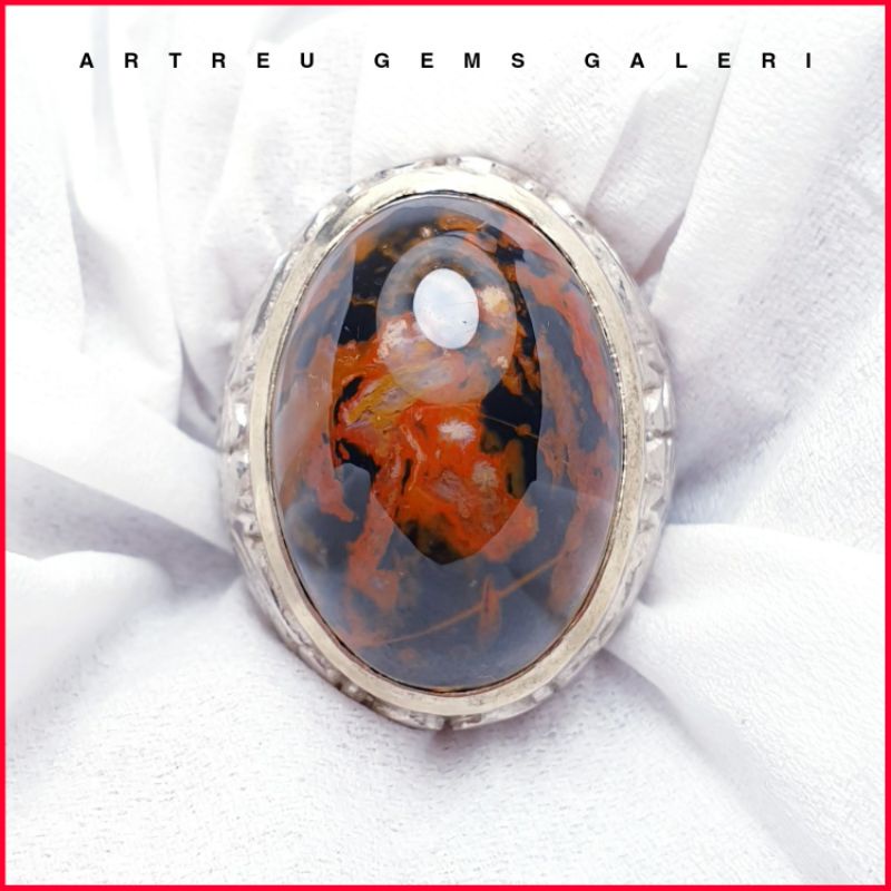 Batu Badar Hitam Serat Merah. batu pirus batu pancawarna batu gambar batu bacan batu kecubung