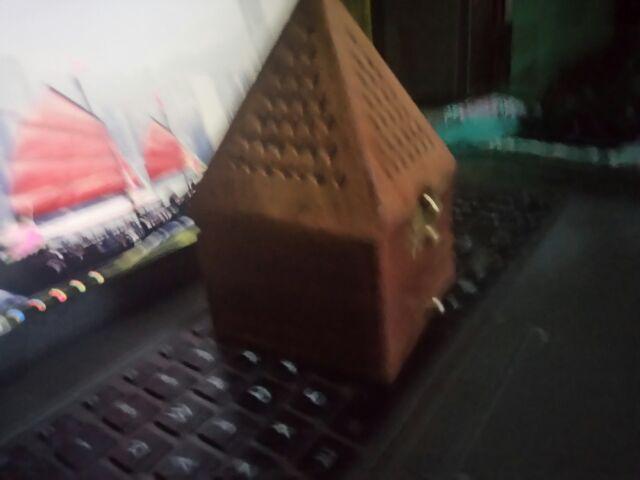 Mabkhara Pyramid Arab / Tempat Bakar Bukhur / Kayu Gaharu / Kemenyan