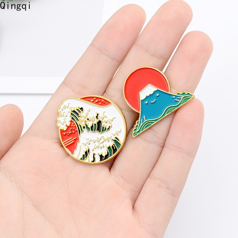 Bros Pin Enamel Bentuk Pemandangan Gunung Laut Untuk Hadiah Teman