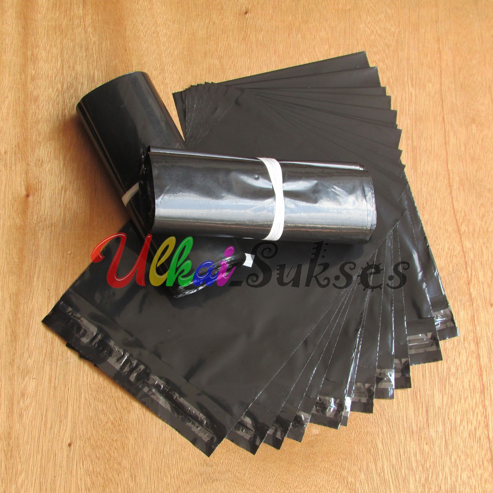 Plastik Polymailer Tanpa Plong Isi 100pcs UK 20x30 Tebal Termurah Bahan Glossy Bukan ECO Plastik Packing l Baju l Sweater l Kerudung l Celana l DLL Plastik Olshop