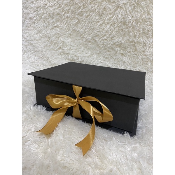 

HARDBOX BLACK PITA GOLD