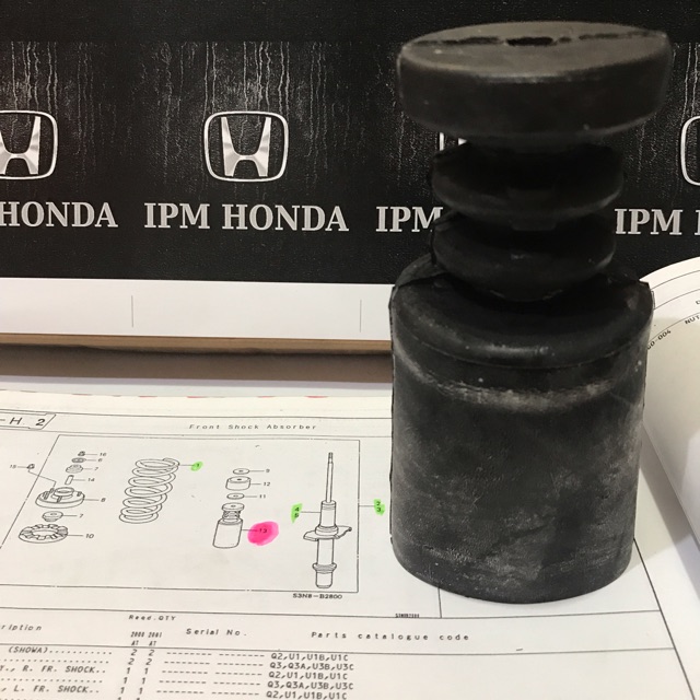 51722 S84 Karet Rubber Stopper Shock Tutup Abu Debu Shockbreaker Depan Honda Accord S84 S86 VTI VTIL 1998-2002 Odyssey RA6 RA8 2000-2003