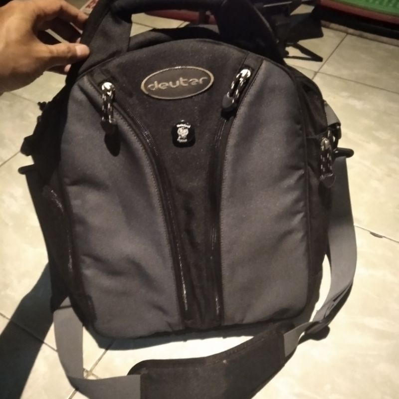 Tas Deuter second daypack slingbag expert