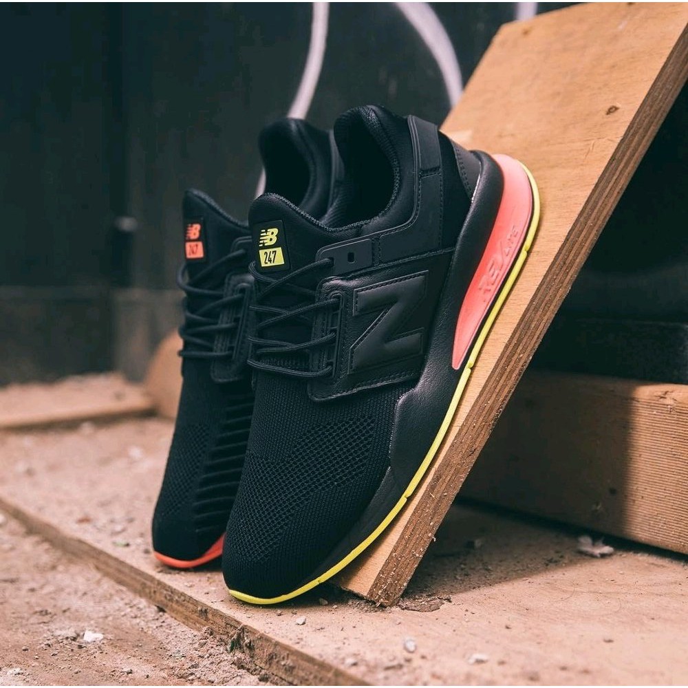 NEW BALANCE 247 V2 BLACK SOLAR YELLOW PREMIUM