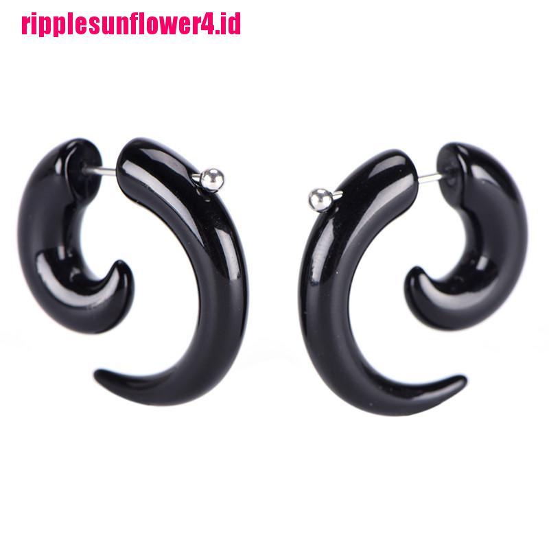 Anting Tusuk Bentuk Siput Bahan Akrilik Warna Hitam Gaya Gothic Punk Untuk Pria / Wanita