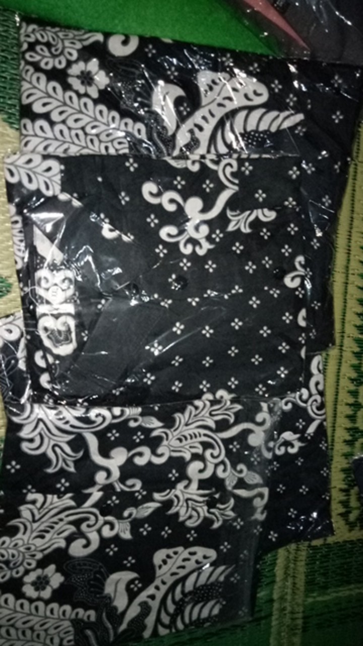 Bisa Pisah Batik Couple Keluarga Sania Ruffle Ori Ndoro Jowi Termurah Gurita Putih